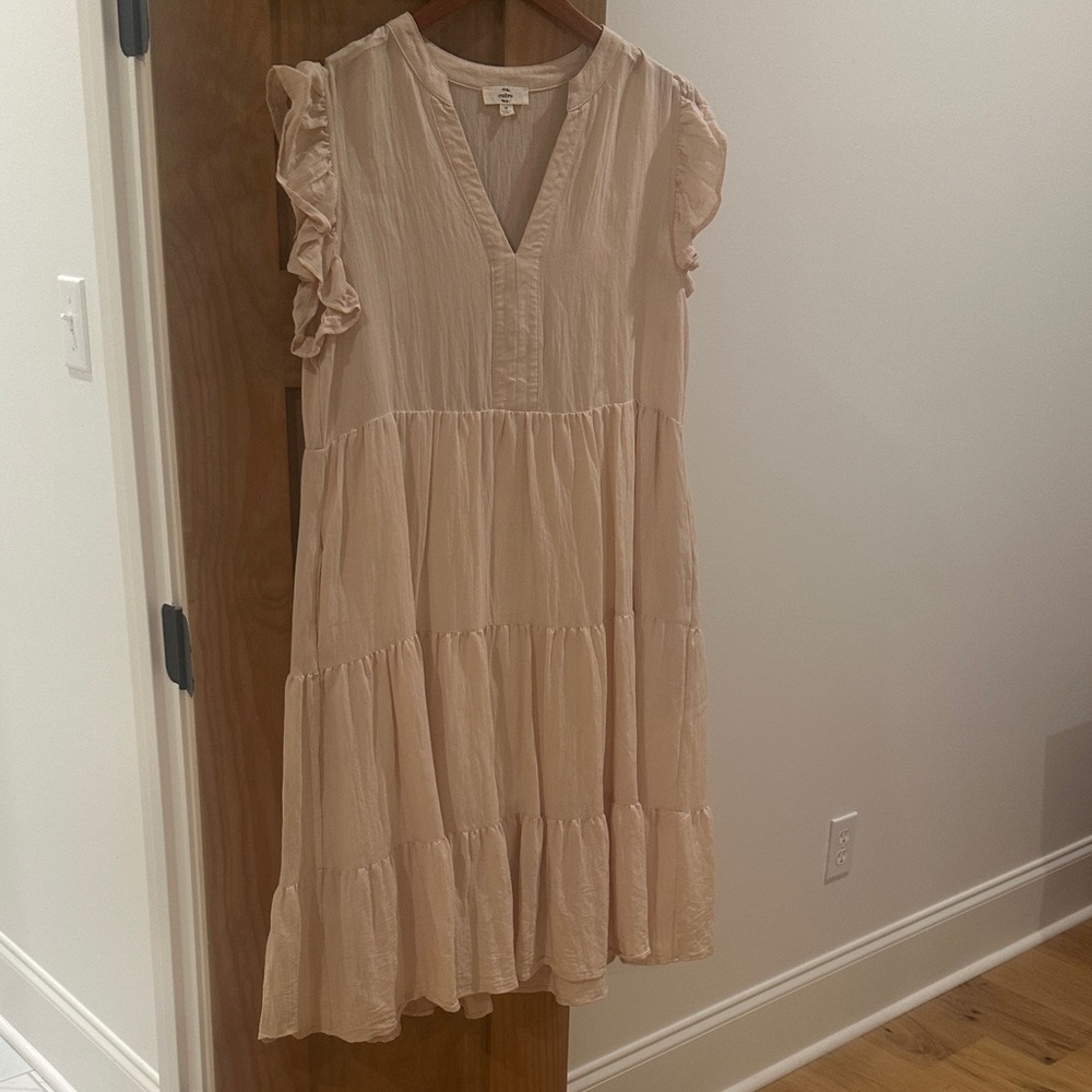 Entro Cream Tiered Dress with Pockets